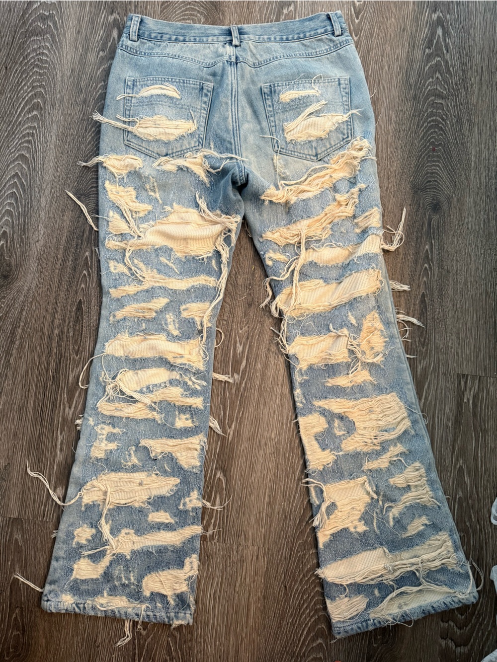 Vintage Light Blue Ripped Men’s Bootcut Jeans